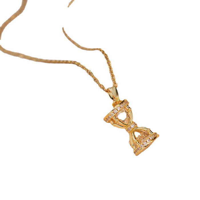 Wholesale Necklace with micro inlaid zircon, simple and stylish design, pendant, collarbone chain