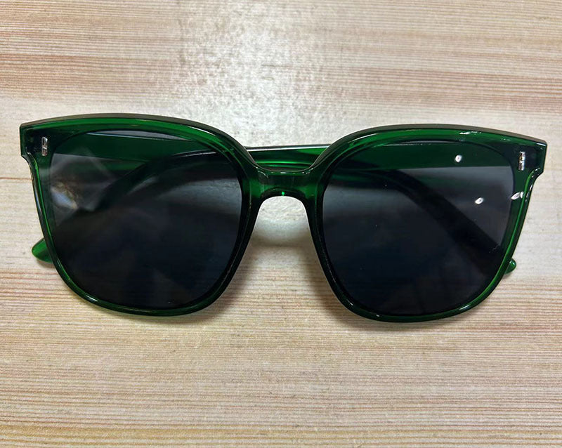 Wholesale Sunglasses Female Large Frame Black Sunglasses Sunglasses