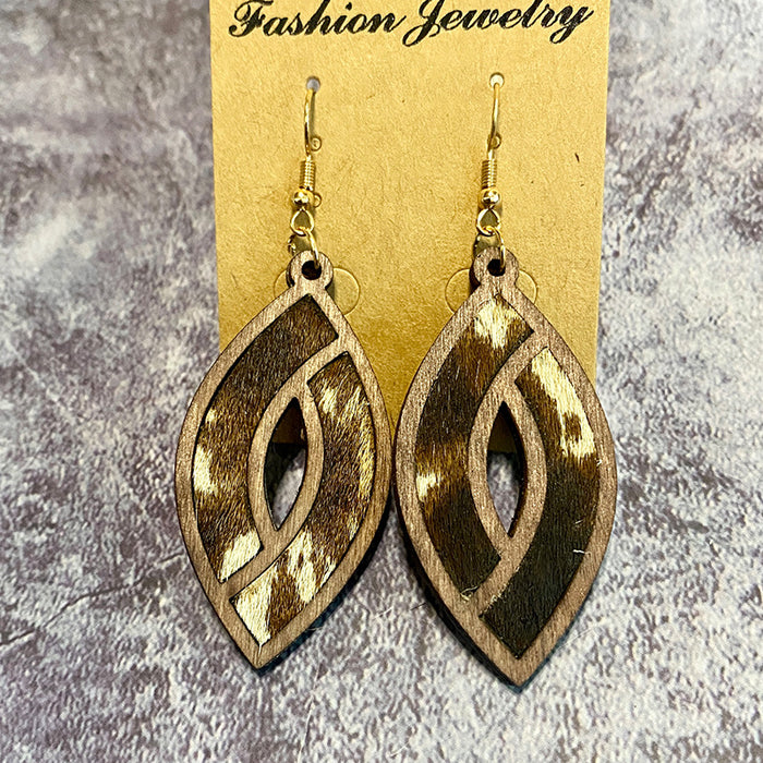 Wholesale Retro leather earrings hollow horse eye texture earrings personalized light earrings