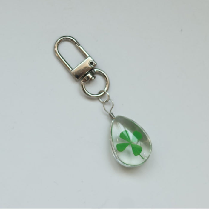 Wholesale leaf clover  keychain