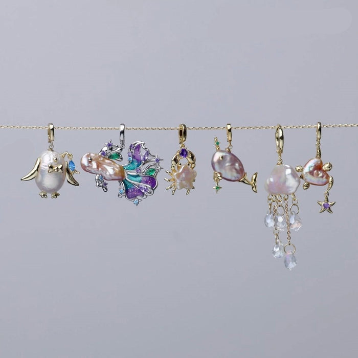 Wholesale Marine Series Pendant Cute Crab Jellyfish Goldfish Pendant Necklace Plated with 18K Gold