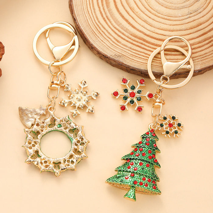 Wholesale Christmas Tree Keychain Zinc Alloy Red Fruit Design Car Key Bag Charm MOQ≥2