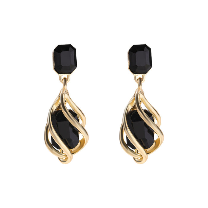 Wholesale Personalized design of jewelry, silver needle zircon earrings, versatile and diamond studded earrings