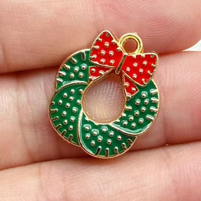 Wholesale 10pcs DIY alloy oil drip ,  reindeer,  deer,  bell,  snowman Christmas decoration accessories Pendant