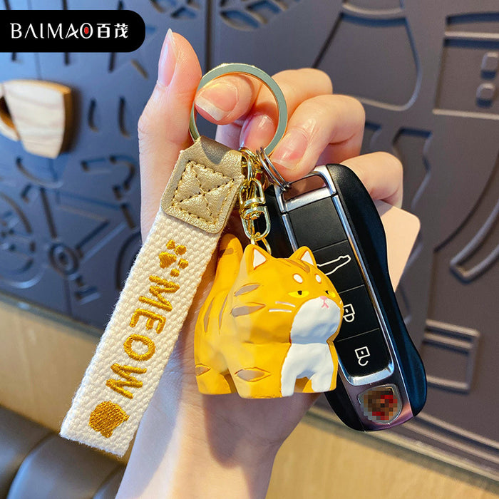 Wholesale Resin standing posture keychain, cute and creative, exquisite keychain bag decoration