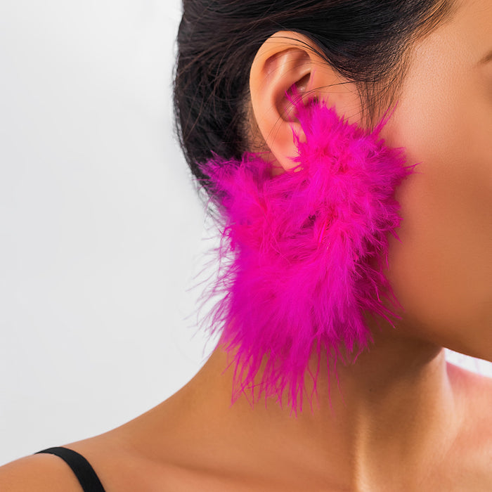 Wholesale Exaggerated party short feather collar niche necklace