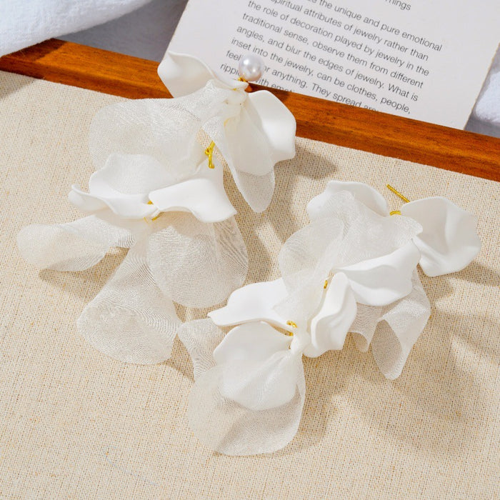 Wholesale Earrings, pearls, flower earrings, earrings, personalized and niche temperament earrings