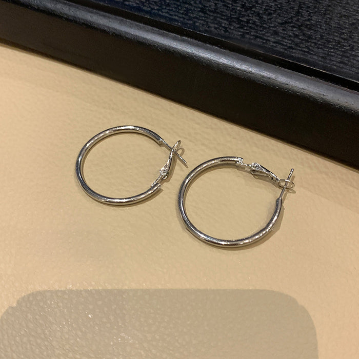 Wholesale Plain ring earrings, light luxury, high-end feel, fashionable earrings with earrings