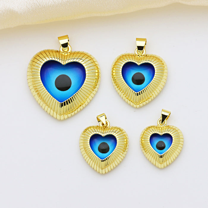 Wholesale Striped heart-shaped love heart eye devil eye copper gold-plated necklace pendant jewelry pendant