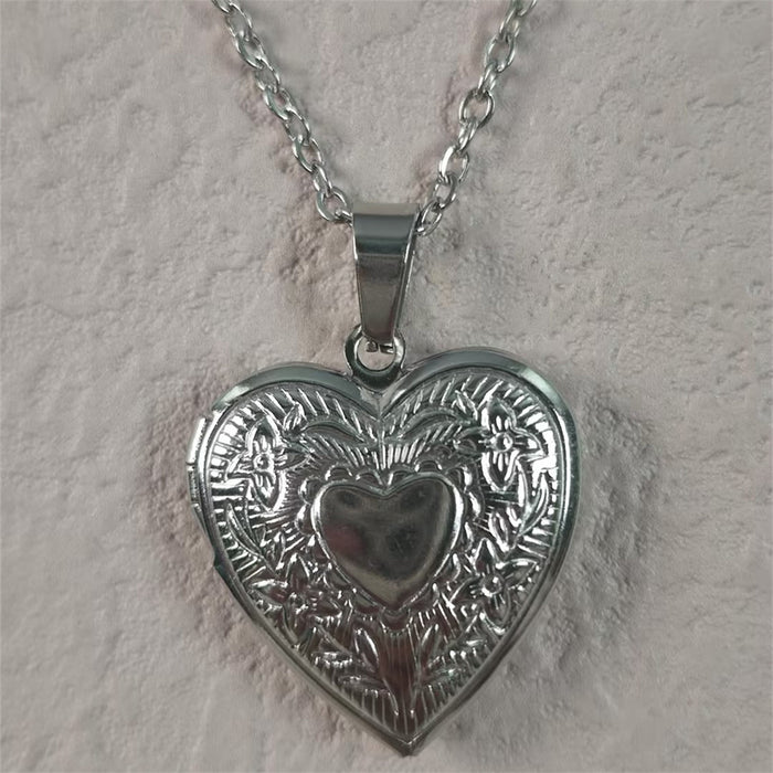 Wholesale Stainless Steel Unique Heart-shaped Pattern Openable Frame