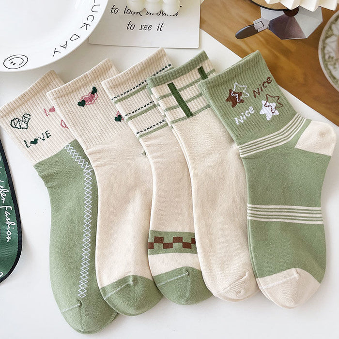 Wholesale Cartoon style fresh and versatile long socks with mid length socks