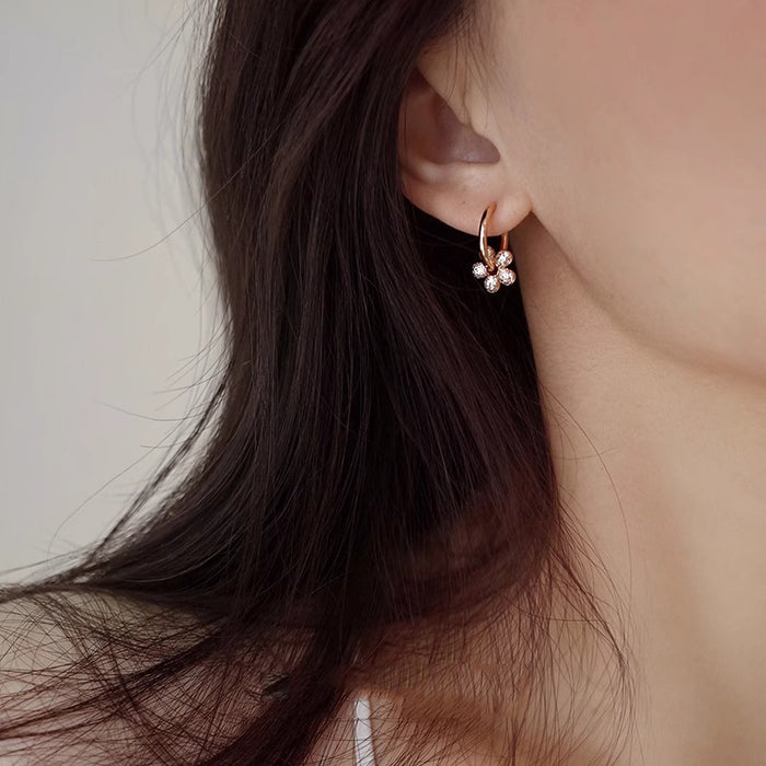 Wholesale Full Diamond Flower Earrings Women's Niche Circle Ear Buckle