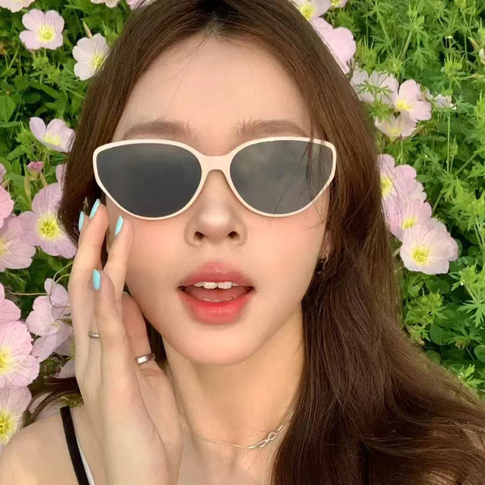 Wholesale Retro cat eye sunglasses with high-end feel, sun protection and UV protection sunglasses
