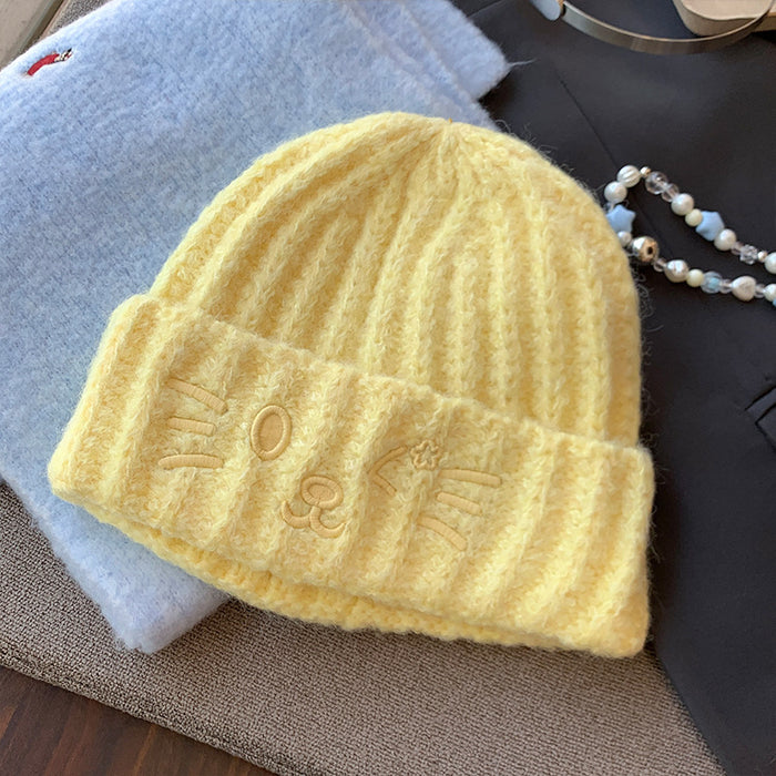 Wholesale Cute cat cartoon embroidered knitted hat