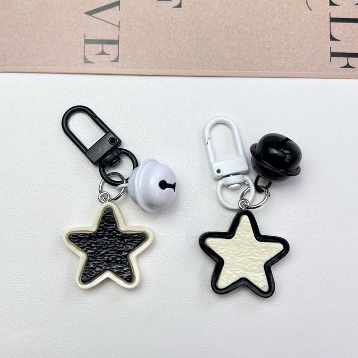 Wholesale Black and white star keychain, five pointed star, cute retro pendant, versatile backpack accessories