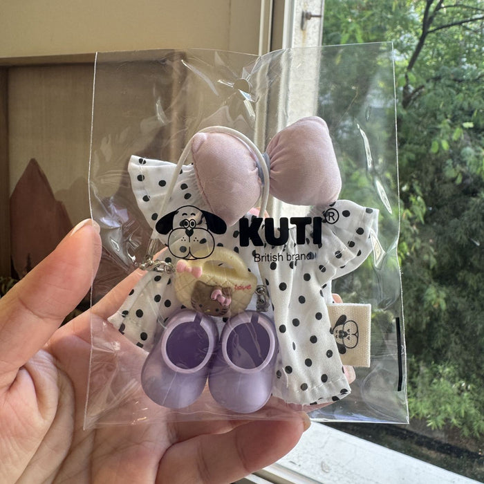 Wholesale Clothes,  doll accessories,  bows,  polka dot skirts,  shoes,  bags,  raglan clothes