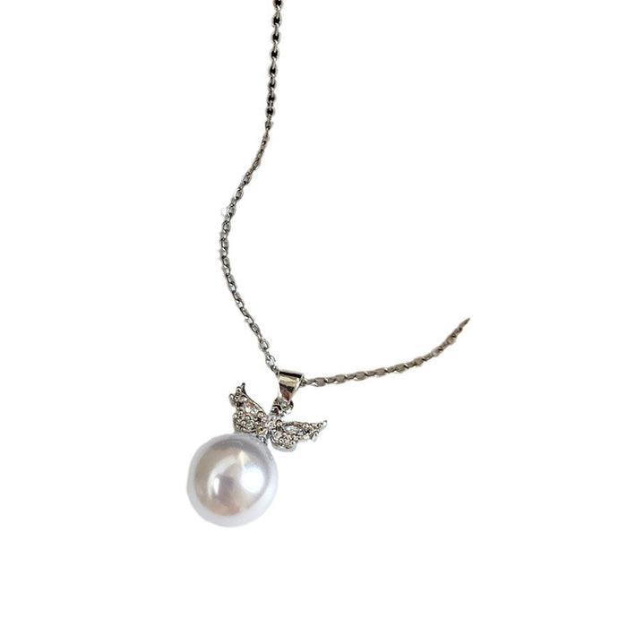 Wholesale Titanium steel butterfly pearl necklace with a luxurious and versatile collarbone chain, exuding a high-end feel