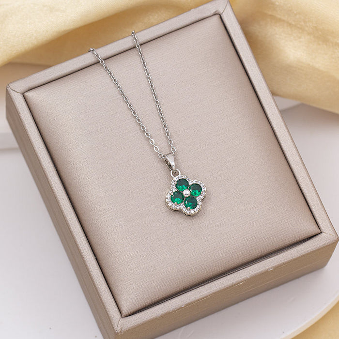 Wholesale Titanium Steel Four-Leaf Clover Pendant Necklace with Copper and Zirconium Jewelry Accessory MOQ≥2