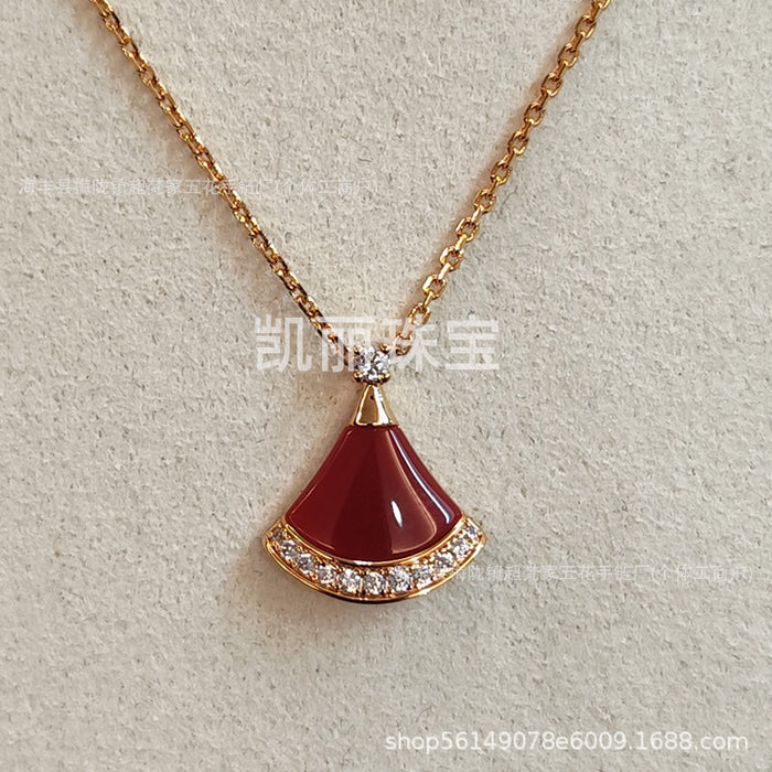 Wholesale Gold Plated Fan Necklace Copper Alloy Jewelry Accessory
