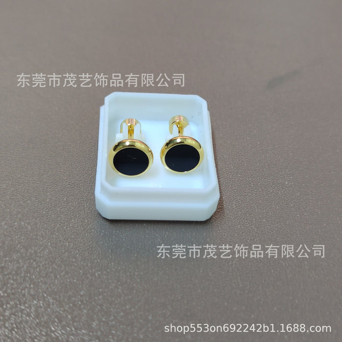 Wholesale Fashionable and minimalist car cup round shell screw plug earrings, fashionable and versatile stainless steel ear accessories