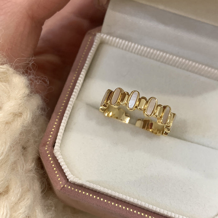 Wholesale Mother of pearl cross ring with adjustable niche design, light luxury, high-end feel, layered ring, index finger ring