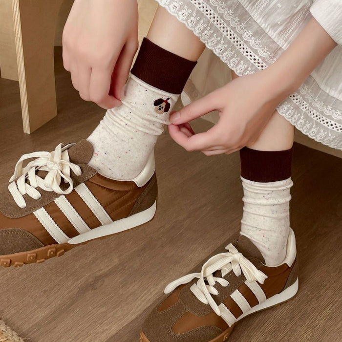 Wholesale Boneless dotted yarn cotton socks, color blocked embroidery, mid tube pile socks, cute