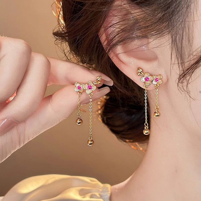 Wholesale Pure silver temperament, simple moon earrings, geometric asymmetry, long tassel pearl earrings