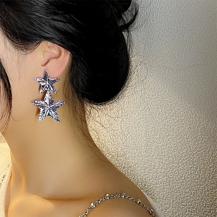 Wholesale Metal wind pentagram zircon earrings, niche temperament earrings, wholesale of star fashion versatile silver needles