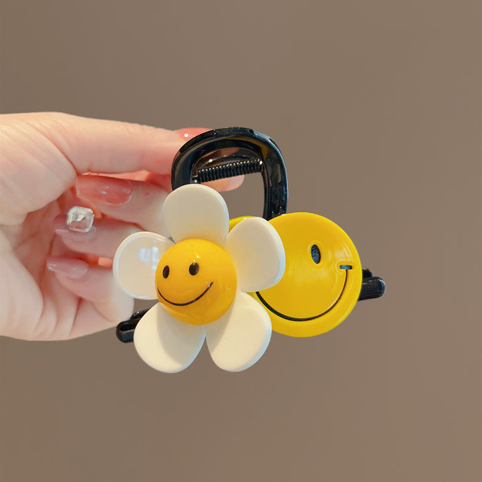 Wholesale Cute smiley face clip with high-end feel, heart-shaped hair clip at the back of the head