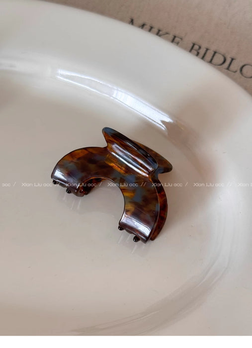 Wholesale Temperament grabbing clip for women, shark clip at the back of the head, new high-end high ponytail hair accessory