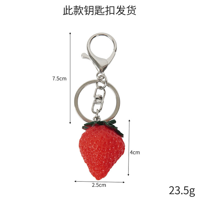 Wholesale Lovable PVC Strawberry Keychain Bag Charm Creative Simulated Fruit Keyring Trendy Car Key Accessory Boutique Gift