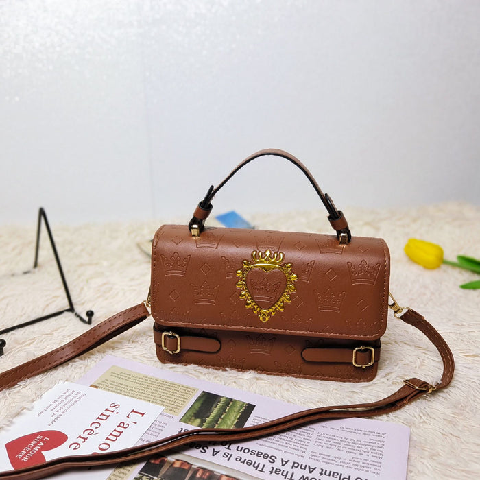 Wholesale Heart-shaped crown print shoulder bag for commuting