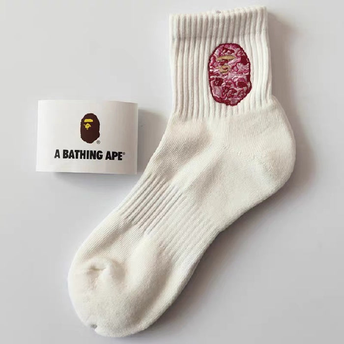 Wholesale Medium length towel bottom socks, high top sports long tube, embroidered white