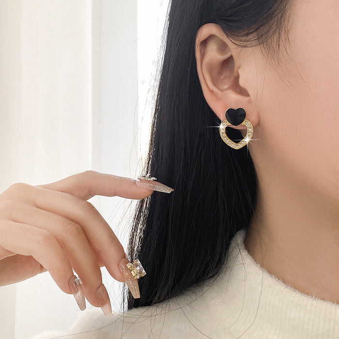 Wholesale Silver needle heart-shaped earrings, simple and versatile, fashionable and high-end earrings, retro peach heart