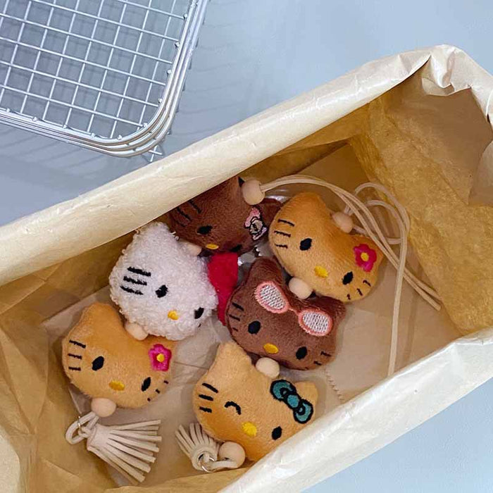 Wholesale Handmade plush pendants, keychains, accessories, and hanging ornaments