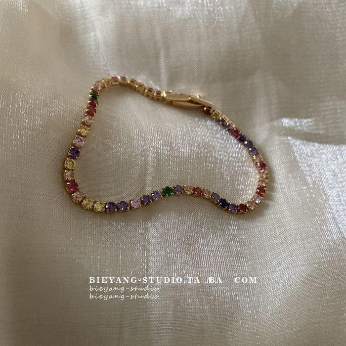 Wholesale New fashionable niche design, retro color diamond, high-end temperament, light luxury, versatile color full diamond bracelet