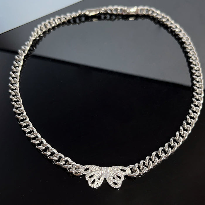 Wholesale Hejia withered leaf butterfly necklace, light luxury, high-end tailcoat butterfly earrings, niche butterfly seal, collarbone chain