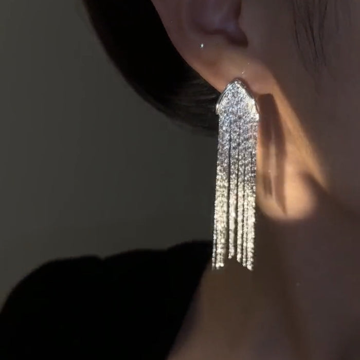 Wholesale Tassel earrings, atmospheric chain earrings, light luxury and high-end earrings