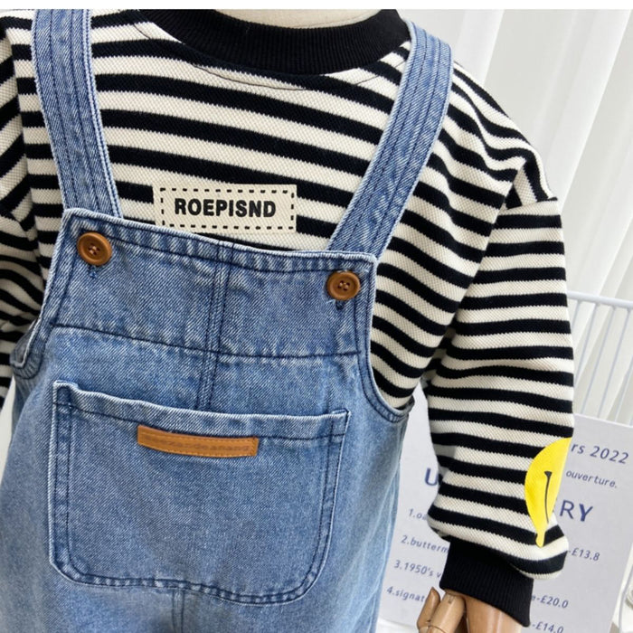 Wholesale spring and autumn clothing popular children's suspenders small and medium-sized children's baby trendy jeans