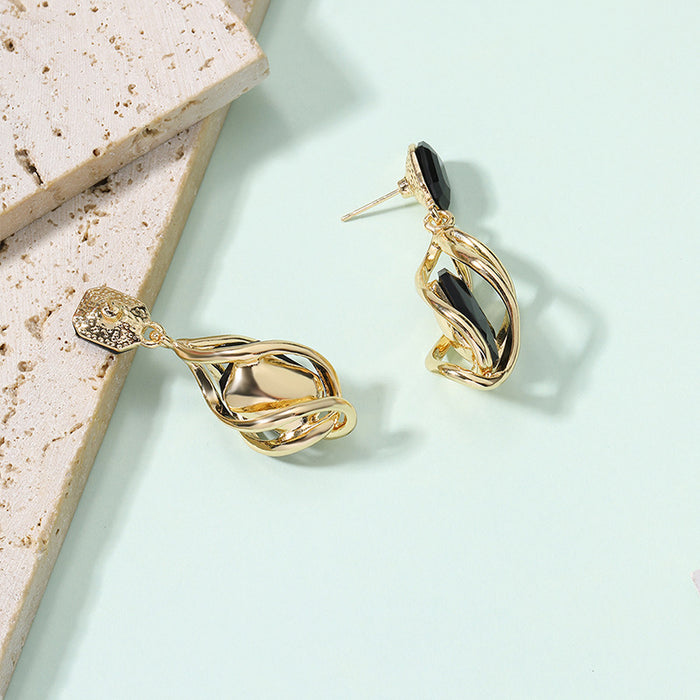 Wholesale Personalized design of jewelry, silver needle zircon earrings, versatile and diamond studded earrings