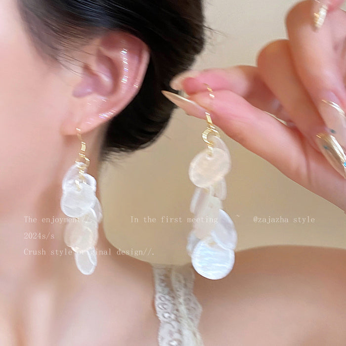 Wholesale Long tassel shell earrings, new style with exaggerated temperament, seaside earrings