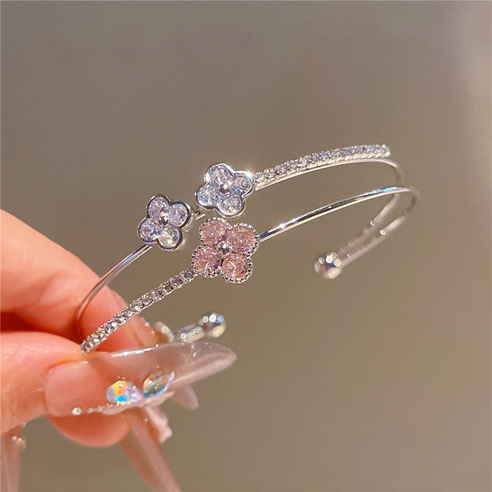 Wholesale Zircon Bear Double layered Open Bracelet, Light Luxury, Light Luxury, High Grade, Small and Versatile, Commuting Fashion Handpiece