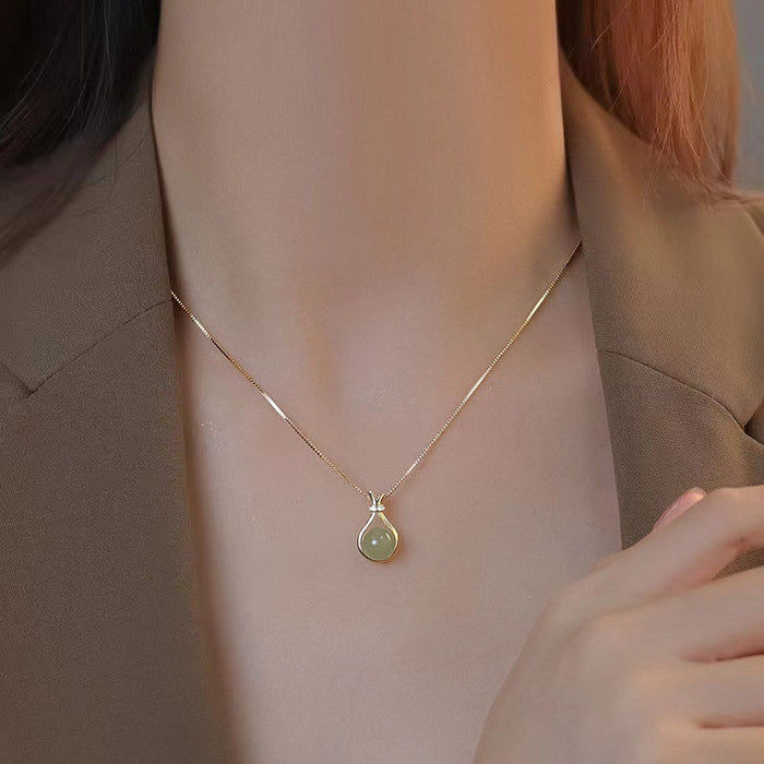 Wholesale pendant necklace women's pendant clavicle chain