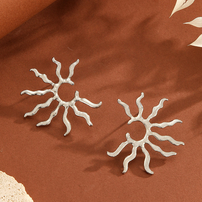 Wholesale Geometric metal sunflower earrings, niche high-end design, retro hollow earrings
