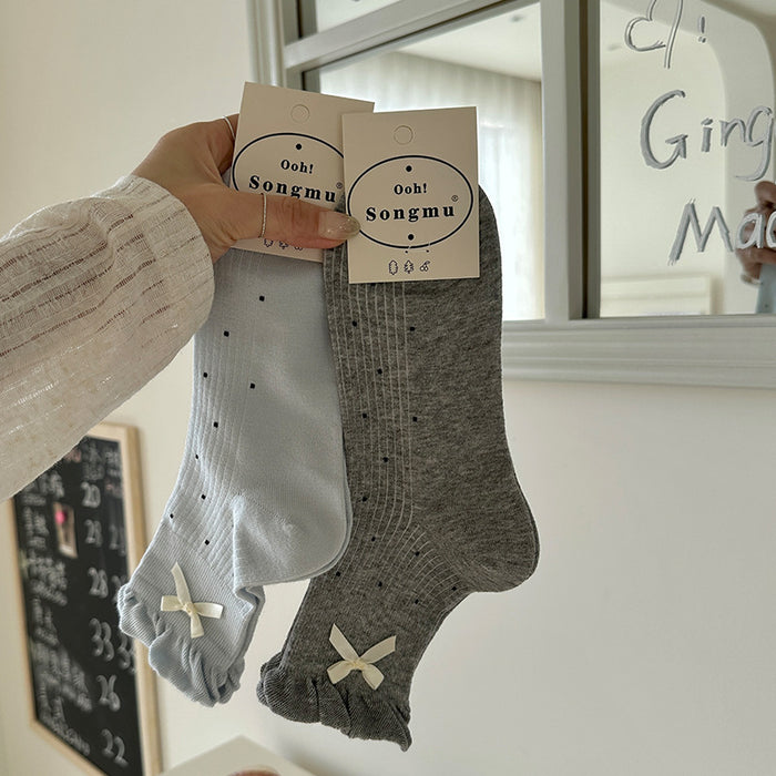 Wholesale Bow tie socks with polka dots, low cut, mid length socks