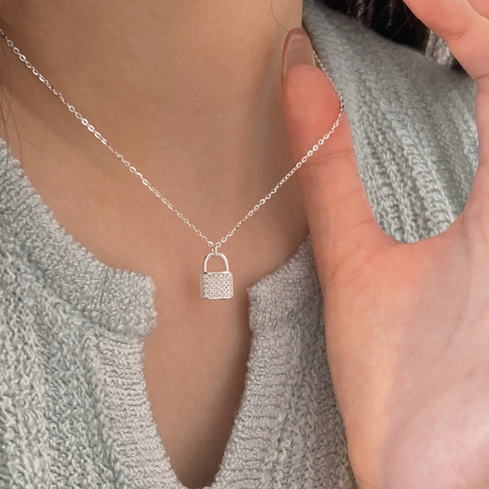 Wholesale Sparkling Diamond Lock Necklace