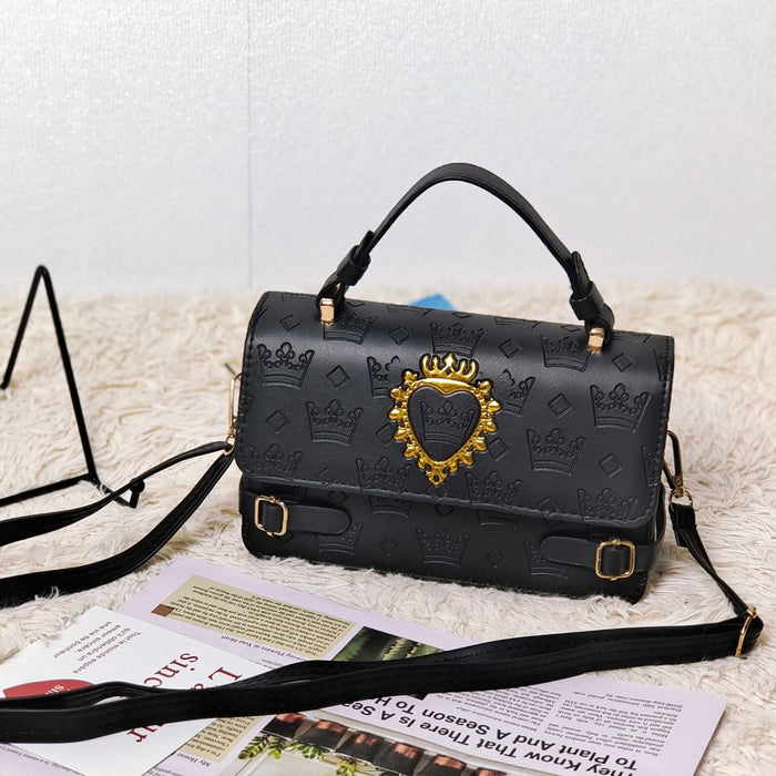Wholesale Heart-shaped crown print shoulder bag for commuting