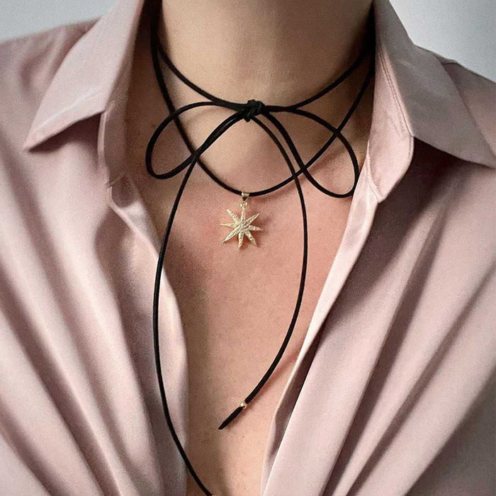 Wholesale Personalized jewelry, rope chain, heart pendant, niche star butterfly necklace, diamond studded cross necklace