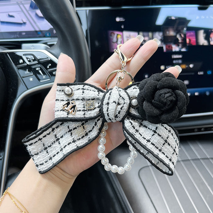 Wholesale Keychain Creative Elegant Car Keychain Exquisite Bag Pendant