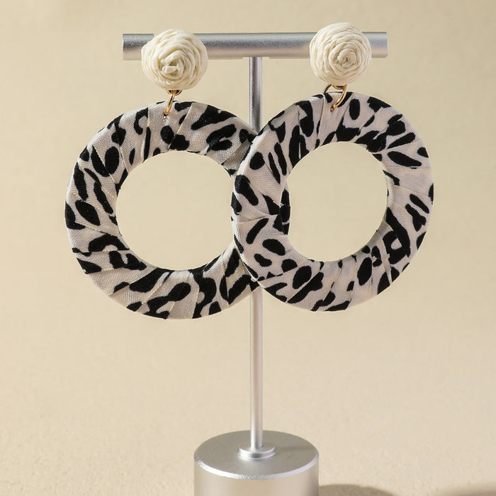 Wholesale Exaggerated leopard print flower tassel earrings, fashionable and high-end, niche earrings, wholesale of earrings